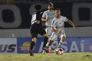 Jean Mota deve ser mantido no time titular. Foto: Ivan Storti/Santos FC