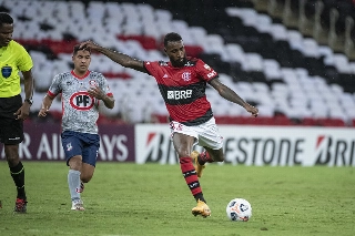Camisa 8 do Mengão tem contrato até 2023 com o clube carioca. Foto: Alexandre Vidal/Flamengo