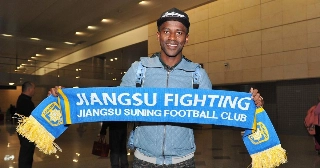 São Paulo quer tirar Ramires do futebol chinês