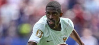 Terceiro Tempo - Bola Cheia - D&eacute;mbel&eacute; - O franc&ecirc;s de 29 anos, atual detentor da Bola de Ouro, teve uma jornada pr&oacute;xima da perfei&ccedil;&atilde;o na etapa inicial diante da Noruega, marcando tr&ecirc;s gols para sua sele&ccedil;&atilde;o. Assim, na goleada por 4 a 1, o atacante foi o protagonista, evidenciando que &eacute; merecedor do pr&ecirc;mio que decora a estante de sua casa.