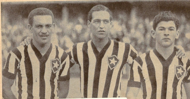 Geninho, Heleno de Freitas e Tovar, no Botafogo, em 1943, em foto da revista Esporte Ilustrado