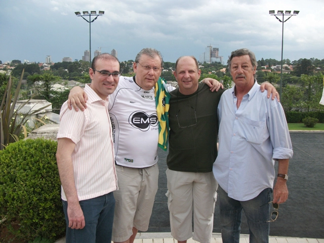 Túlio Nassif, Milton Neves, Nivaldo de Cilo e Luíz Carlos Galter. Foto enviada por Aristeu Kodama