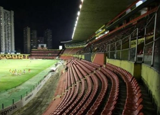 Fla encara Sport e precisa repetir feito de 10 anos para seguir na briga