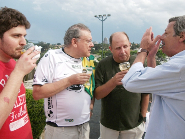 Amigo, Milton Neves, Nivaldo de Cilo e Luíz Carlos Galter. Foto enviada por Aristeu Kodama