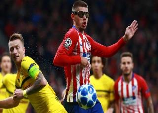 Quem é o novo zagueiro de Simeone que joga sempre de óculos escuros?