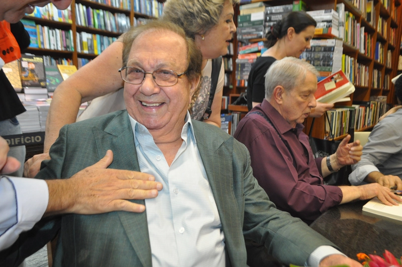 Na noite de 5 de dezembro de 2018, na Livraria Martins Fontes (Av. Paulista), quando foi lançado o livro `Esse Gato Ninguém Segura´, do jornalista Claudio Junqueira, sobre os 45 anos do programa `O Pulo do Gato´, da Rádio Bandeirantes. Foto: Marcos Júnior Micheletti/Portal TT