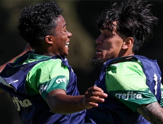 Endrick e Gustavo Gómez devem ser titulares do Verdão. Foto: Cesar Greco/Ag. Palmeiras