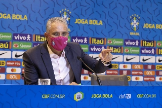 Treinador da seleção surpreendeu na convocação para jogos diante de Equador e Paraguai. Foto: Lucas Figueiredo/CBF