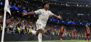 Terceiro Tempo - Bola Cheia - Endrick - O Real Madrid perdia por 3 a 1 para a Roma pela Liga dos Campe&otilde;es e a fatura parecia liquidada em favor do time italiano, que jogava em casa. Mas, deixando o banco de reservas, o atacante brasileiro fez a diferen&ccedil;a, participando de um gol e marcando outro na virada por 4 a 3.