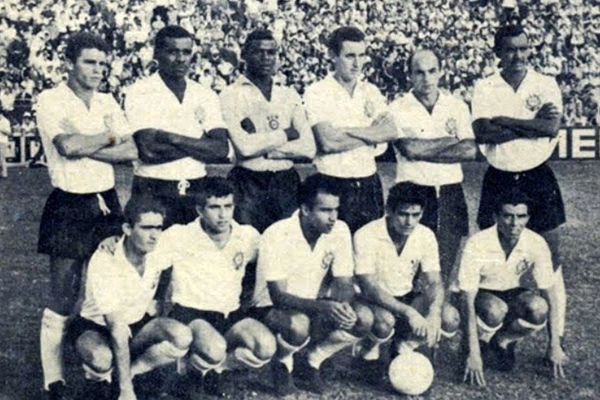 Campeonato Brasileiro de Futebol de 1967 (Torneio Roberto Gomes Pedrosa) –  Wikipédia, a enciclopédia livre