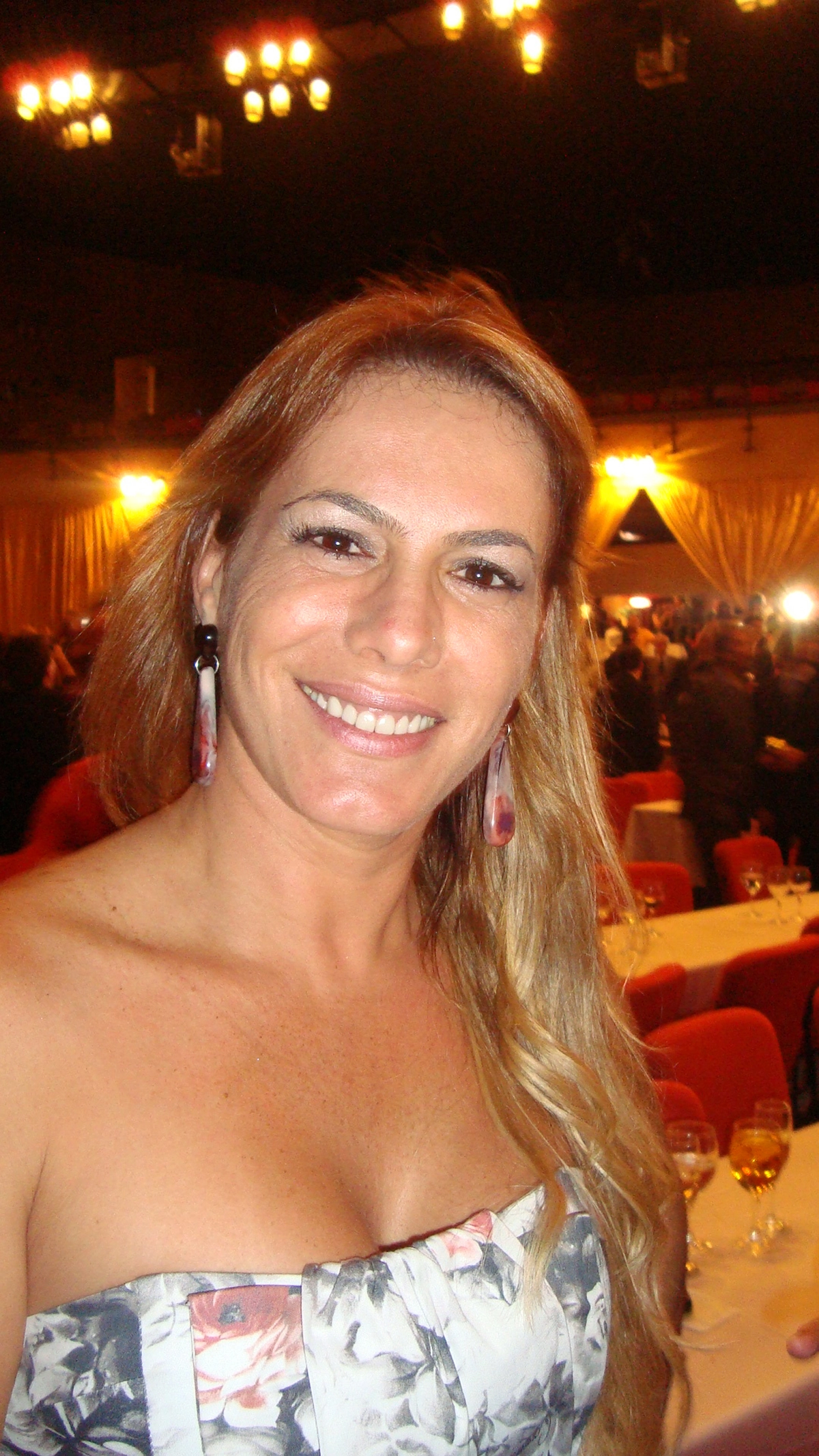 Debora rodrigues playboy