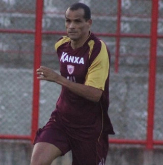 Rivaldo pede que turistas não venham para o Rio 2016