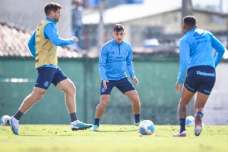 Treino gremista de preparação para enfrentar o time chileno. Foto: Lucas Uebel/Grêmio