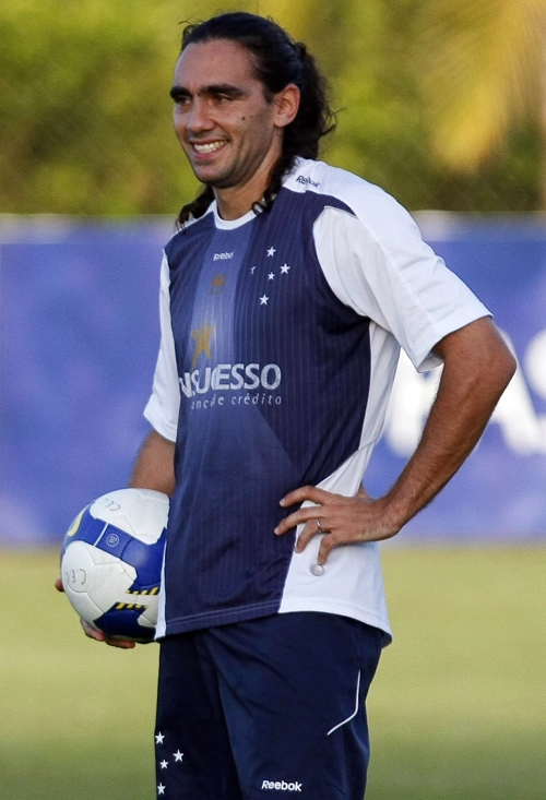 Sem dúvidas o argentino foi muito feliz no período que atuou na lateral-esquerda do Cruzeiro. <i>Foto: Vipcomm</i>