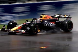 Tricampeão chegou a sua 60ª vitória na categoria. Foto: Oracle Red Bull Racing