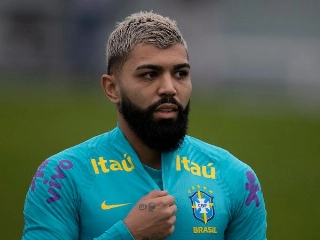 Atacante do Flamengo não inicia um jogo pelo Brasil desde junho de 2016. Foto: Lucas Figueiredo/CBF