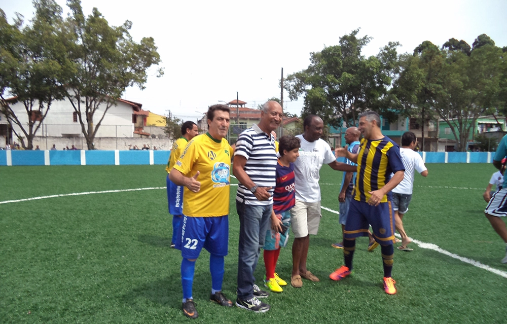 CDC Baquirivu, em São Miguel Paulista, no dia 14 de novembro de 2015. Da esquerda para a direita, Carlos Alberto Spina é o primeiro, Tobias é o segundo e Amaral é o terceiro. Foto enviada por Vinicius Igor