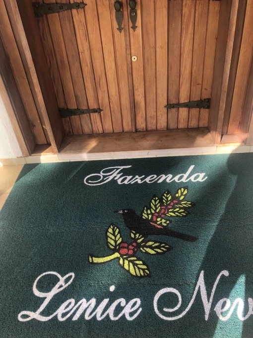 Antes chamada de Fazenda dos Ypês, o lugar pelo qual Lenice era apaixonada passou a receber seu nome