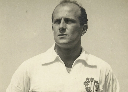 Vevé - Ex-meia do Inter, Vasco, Palmeiras e Santos