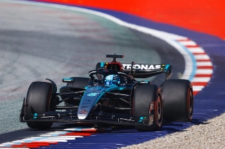 Britânico chegou ao seug segundo triunfo na categoria. Foto: Mercedes-AMG Petronas F1 Team