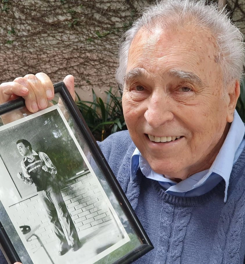 Em 28 de abril de 2022, Dia Mundial da Educação, Ruy Carlos Ostermann exibe com satisfação uma foto em que ele está ministrando aula para seus privilegiados alunos em Porto Alegre. Foto: arquivo pessoal de Ruy Carlos Ostermann