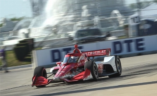 Sueco tomou a ponta da prova após a segunda bandeira vermelha. Foto: IndyCar