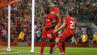 Após marcar gol importante, Balotelli é elogiado pela comissão técnica e pela imprensa