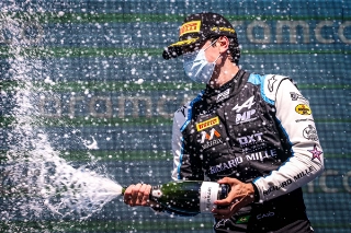 Brasileiro pontuou nas três corridas disputadas na Espanha. Foto: Dutch Photo Agency