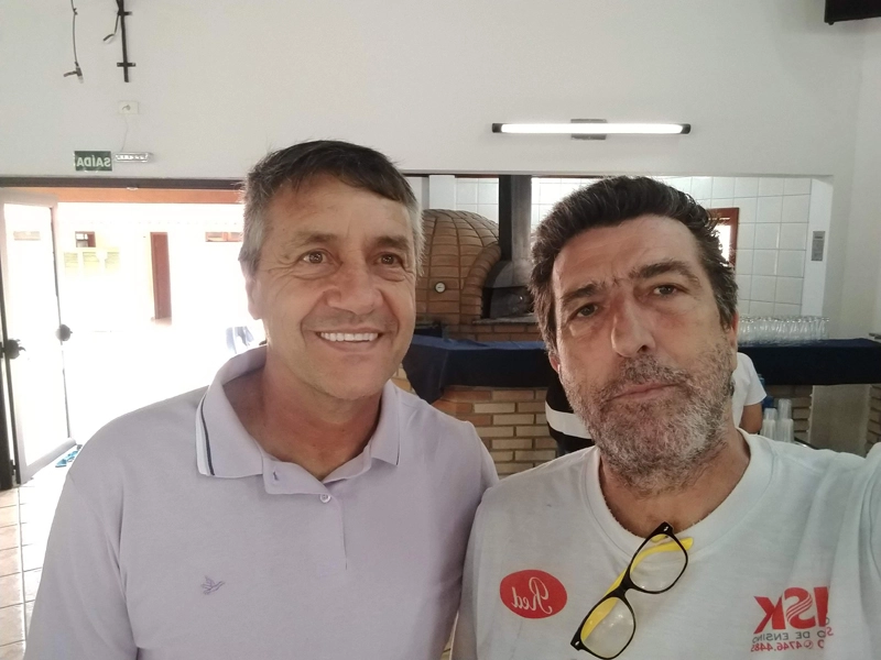 Encontro de Masters em dezembro de 2021 em Cumbica (Guarulhos-SP). Renato e Carlos Alberto Spina (ex-Londrina). Foto: arquivo pessoal de Carlos Alberto Spina