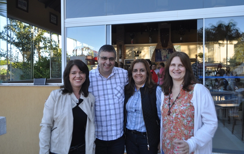 Silvana Martinucci, Vanderlei Luiz, Márcia Aparecida e Sieg Eikmeier