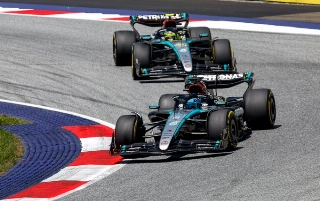 Russell e Hamilton venceram as duas últimas etapas. Foto: Mercedes-AMG Petronas F1
