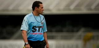 Lista de técnicos do Santos para 2018 cresce com Luxemburgo e Roger Machado