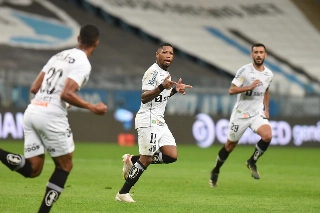 Plantel santista vem mostrando ter boas opções para o Brasileirão. Foto: Ivan Storti/Santos FC