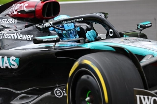 O britânico fez uma parada a menos na prova disputada em Spa-Francorchamps. Foto: Mercedes-AMG Petronas F1 Team