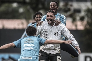 Vladimir encaminhou sua saída do Peixe. Foto: Ivan Storti/Santos FC