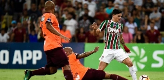 Fluminense perde para o Atlético-PR e é eliminado