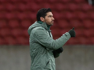 Treinador palmeirense recusou proposta do Fenerbahce. Foto: Cesar Greco