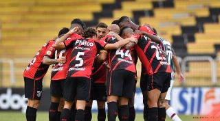 Equipe paranaense vem de ótima vitória. Foto: Gustavo Oliveira/Athletico