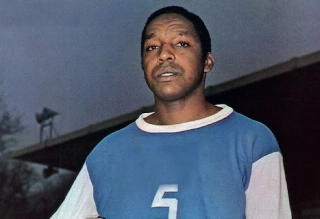 Em 1971, o ex-santista Joel Camargo, um ano após a fundação do clube da França. Foto: Reprodução