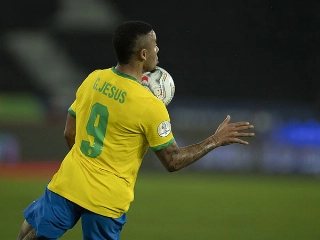 Atacante brasileiro foi suspenso por conta da expulsão contra o Chile. Foto: Lucas Figueiredo/CBF