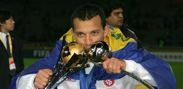Em 2006, Iarley conquistou a Libertadores e o Mundial de Clubes, pelo Inter. Foto: UOL