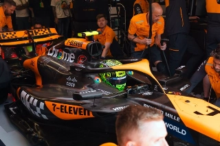 Britânico conseguiu boa margem para assegurar o primeiro lugar no grid em Zandvoort. Foto: McLarenF1