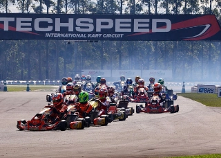 Pilotos de 11 países do continente participaram do campeonato. Foto: Fábio Oliveira/Radical Motors