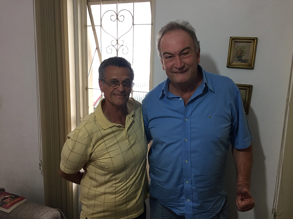 Peixinho e Edvaldo Tietz após entrevista para Milton Neves, em 1 de outubro de 2017. Foto: Arquivo pessoal/Edvaldo Tietz