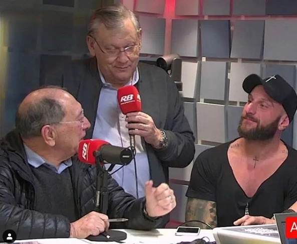 Em 2020, na Rádio Bandeirantes, José Silvério, Milton Neves e Guilherme Pallesi. Foto: arquivo pessoal de Guilherme Pallesi