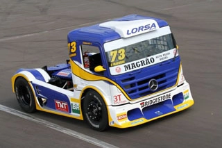 Domínio foi da Mercedes, com Christian Fittipaldi em segundo lugar